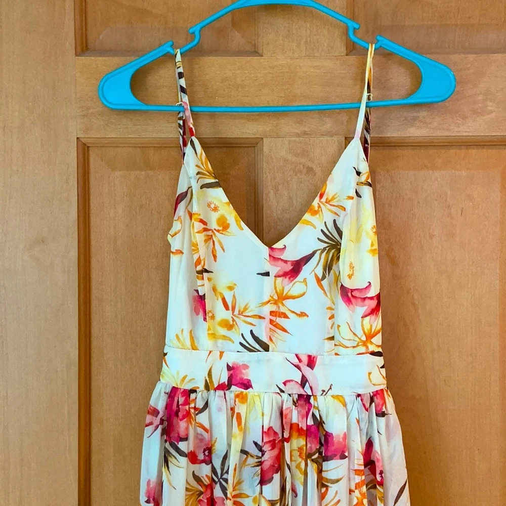 Miss Avenue Ivory Floral Tropical Maxi Dress - Size Small - Picture 7 of 11